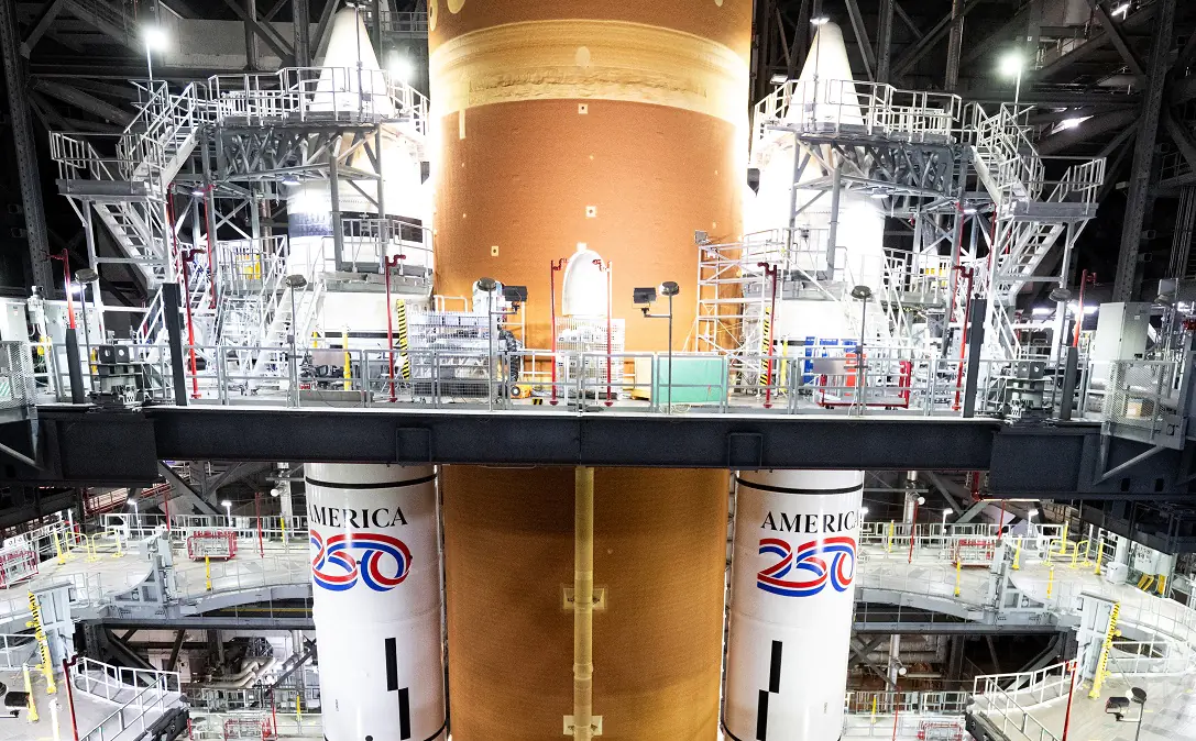 El cohete Sistema de Lanzamiento Espacial de la NASA/NASA