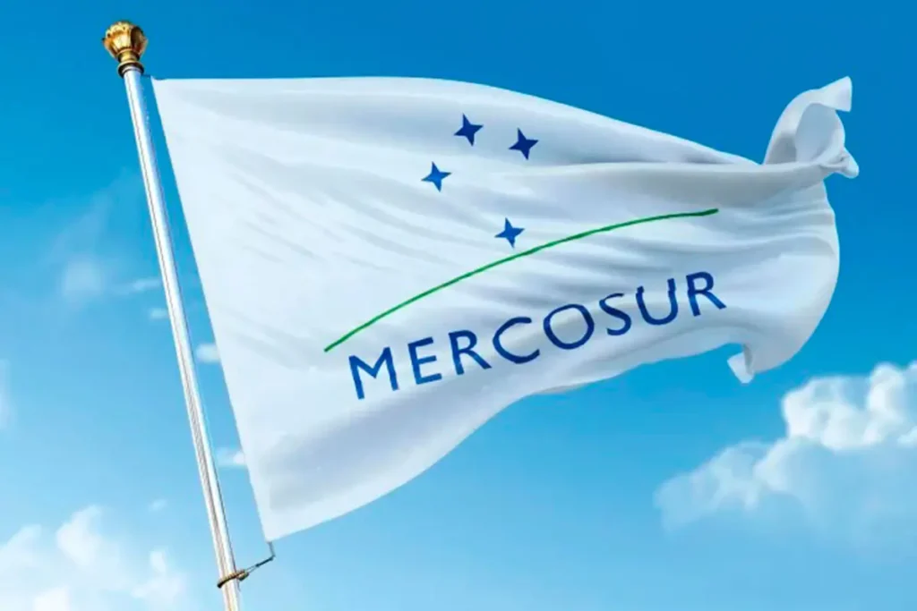 Sin Lula, Mercosur y UE firman histórico acuerdo de libre comercio