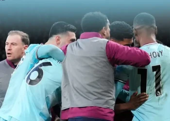 Liverpool tropieza ante el Burnley en la Premier