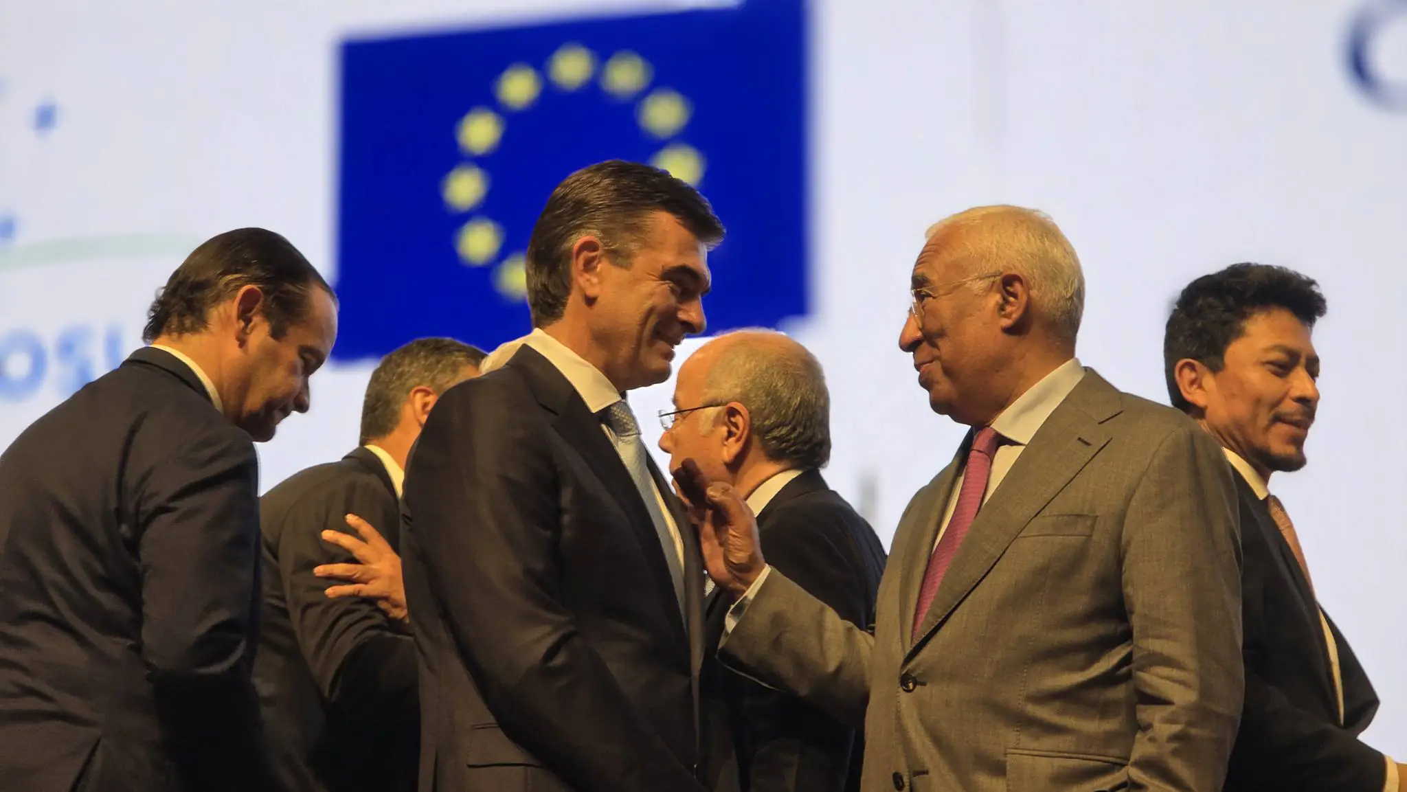Desde Paraguay, Paz llama a unir la región y dejar atrás el aislamiento