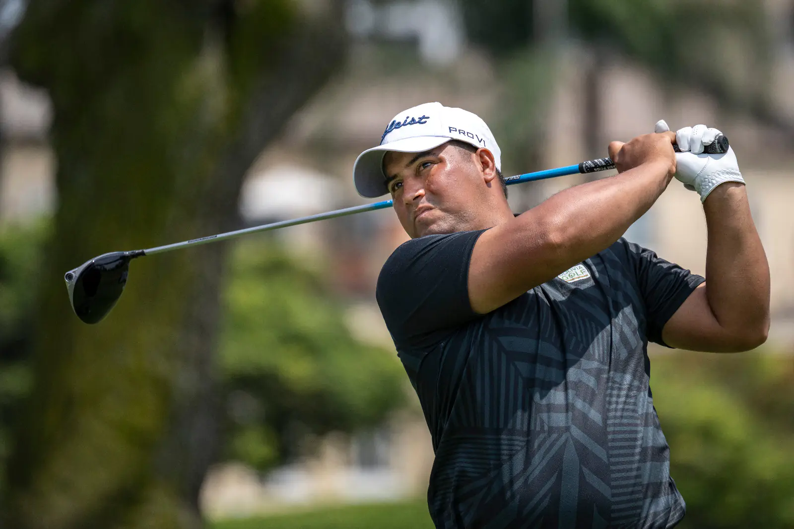 El golfista boliviano Sameja se destaca en el LAAC