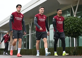 Inter busca frenar al Arsenal y asegurar los primeros boletos a octavos