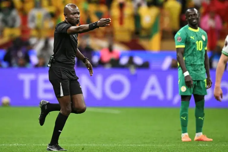 El arbitraje, el otro gran perdedor de la Copa de África