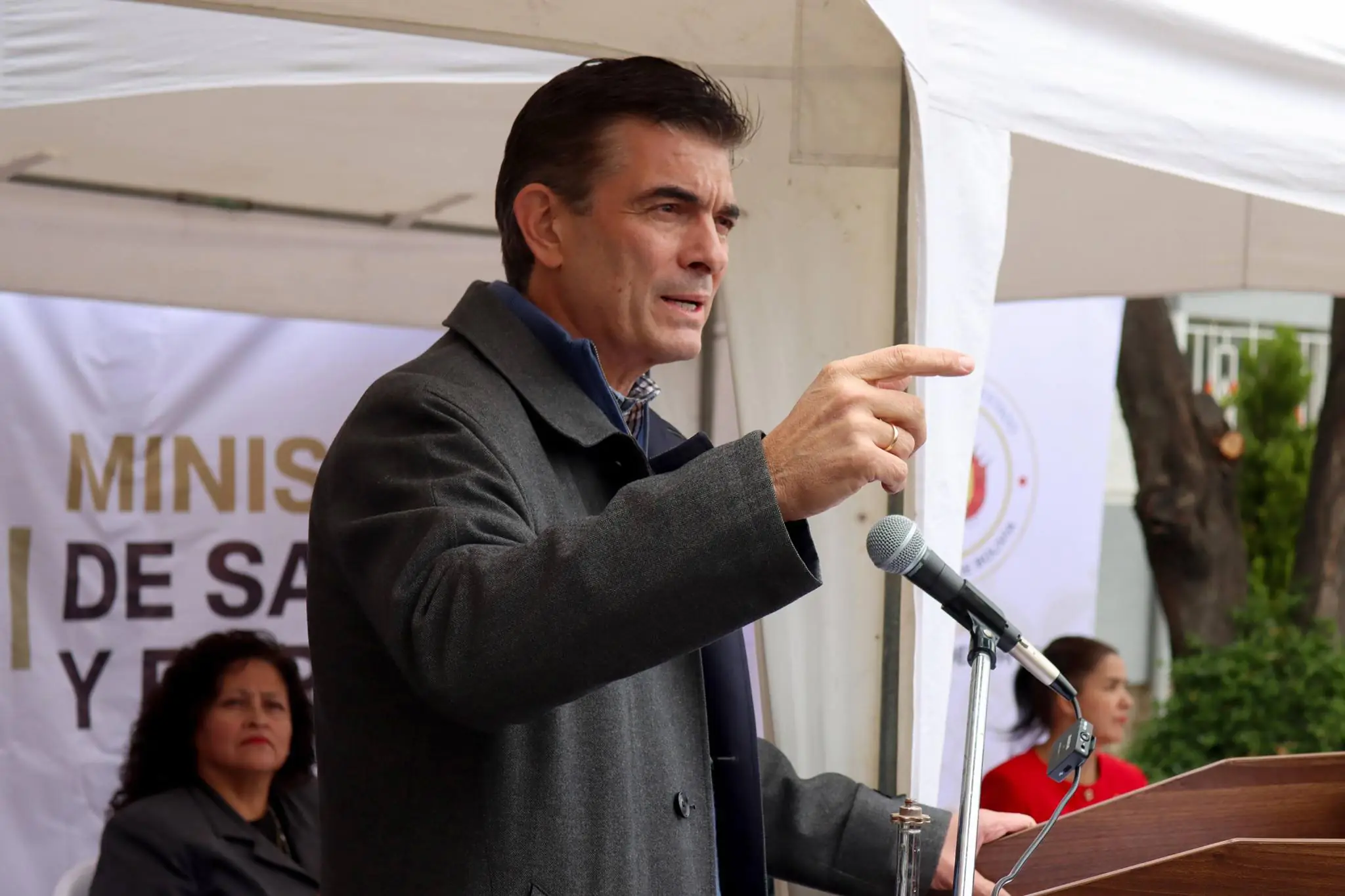Paz: Algunas exautoridades se escaparon y evitamos que otras lo hagan