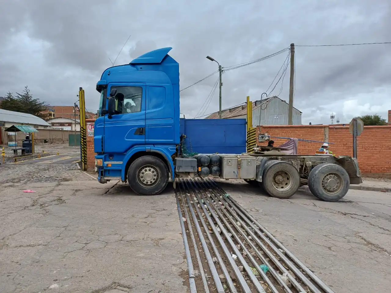 Bloqueo ‘ilegal’ en Potosí paraliza operaciones de Ferroviaria Andina