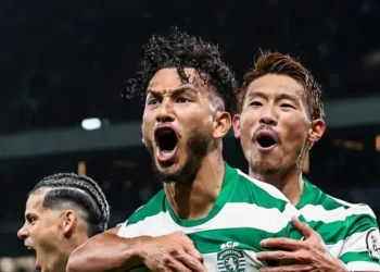 Sporting de Portugal gana 2-1 al campeón PSG con doblete de Suárez