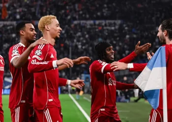 Liverpool asalta Marseille y se acerca a los octavos de Champions