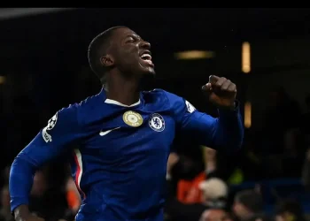 Moi Caicedo da la victoria al Chelsea contra el Pafos