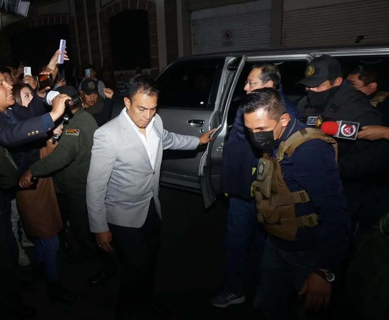 Juzgado revisa este jueves el rechazo al juicio de privilegio para Arce