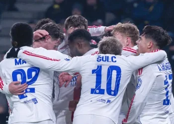 Lyon y Aston Villa aseguran su pase a octavos en la Europa League