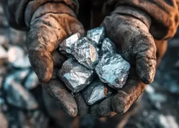 El oro gana 11% en 2026 y se acerca a los $us 5.000 la onza