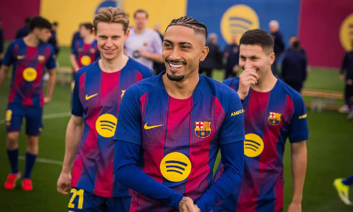 Endrick deslumbra en Francia y Raphinha lidera al Barça
