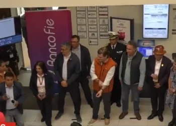 Bancos inician la devolución de ahorros en dólares