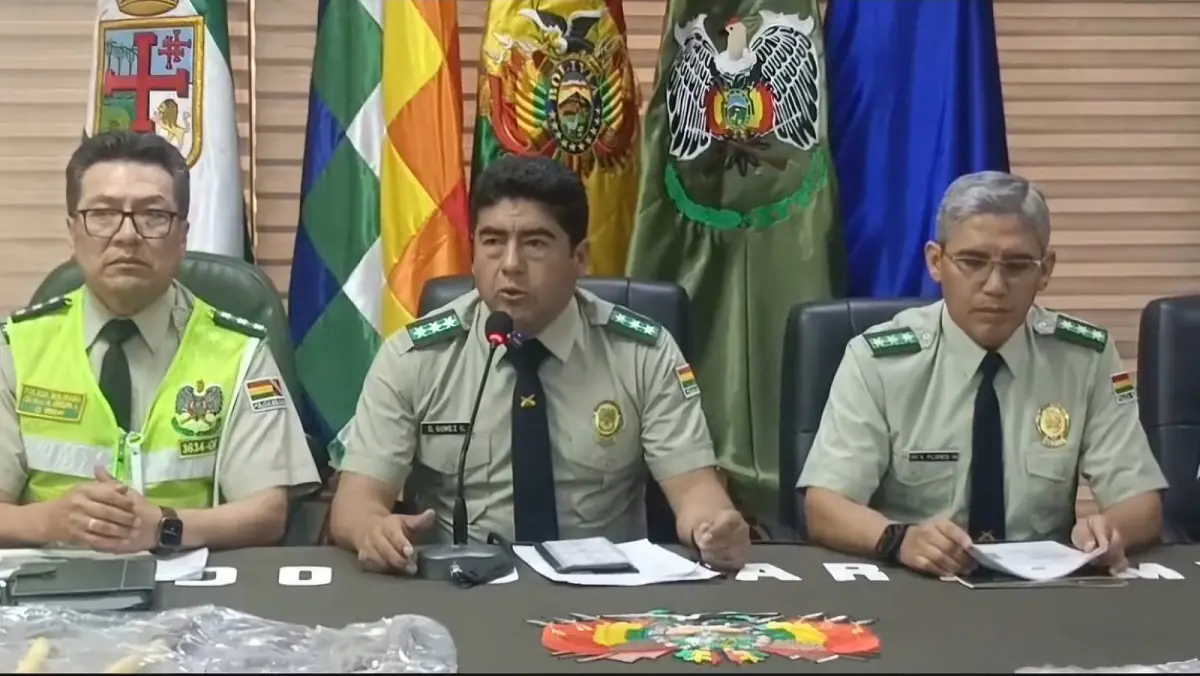 El comandante departamental de Santa Cruz da detalles del caso/Policía Boliviana
