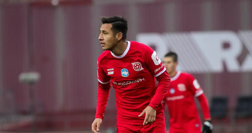 El ‘Pollo’ Flores abandona el FC Kryvbas ucraniano y llega a Oriente