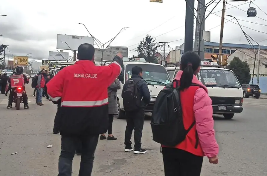 Los subalcaldes y funcionarios realizan los controles/GAMEA