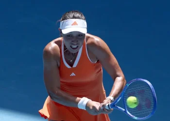 Pegula vence a Anisimova y jugará con Rybakina en semis de Australia