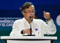 Petro durante su intervención en el foro de CAF/AFP