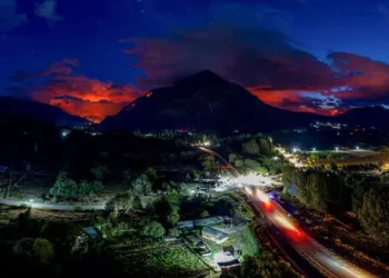 Lluvias alivian incendios en la Patagonia, pero hay riesgo de rebrote