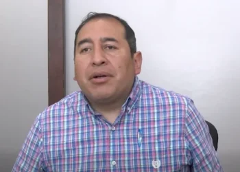 Caso Maletas: Santamaría pide a legisladores dejar de hablar ‘cualquier tontera’