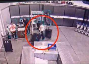Caso Maletas: Aduana desvincula a cinco funcionarios del aeropuerto Viru Viru