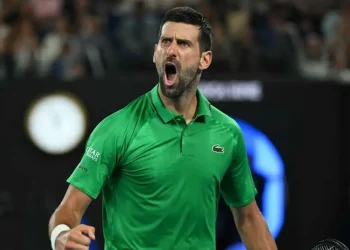 Djokovic gana a Sinner y será rival de Alcaraz en la final de Australia