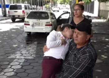 Diputada Romero es trasladada al hospital tras descompensarse en Santa Cruz
