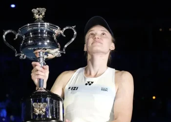 Rybakina se doctora en Australia con un segundo Grand Slam