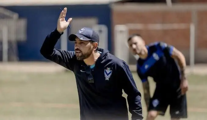 Flores no es más DT de GV San José a tres fechas del final