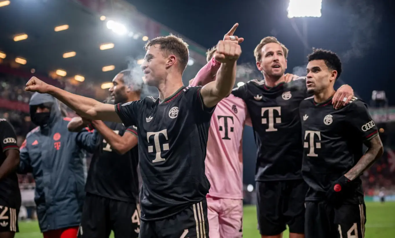 Bayern se vale de dos goles en propia de Union Berlin para avanzar