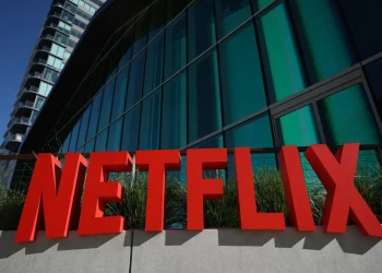 El logotipo de Netflix se muestra en las oficinas de la compañía en Vine, Los Ángeles, California/AFP