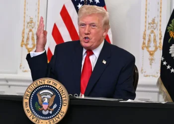Donald Trump busca eliminar la nacionalidad por nacimiento/AFP