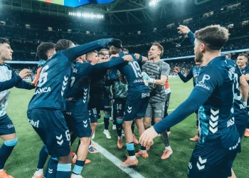 El Real Madrid se desploma ante el Celta y el Barça se aleja