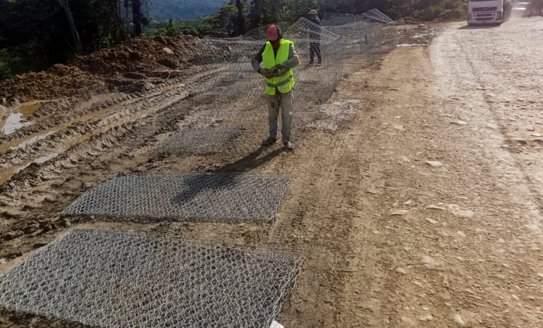 Cerrarán por horas la vía Cochabamba–Santa Cruz hasta enero de 2026