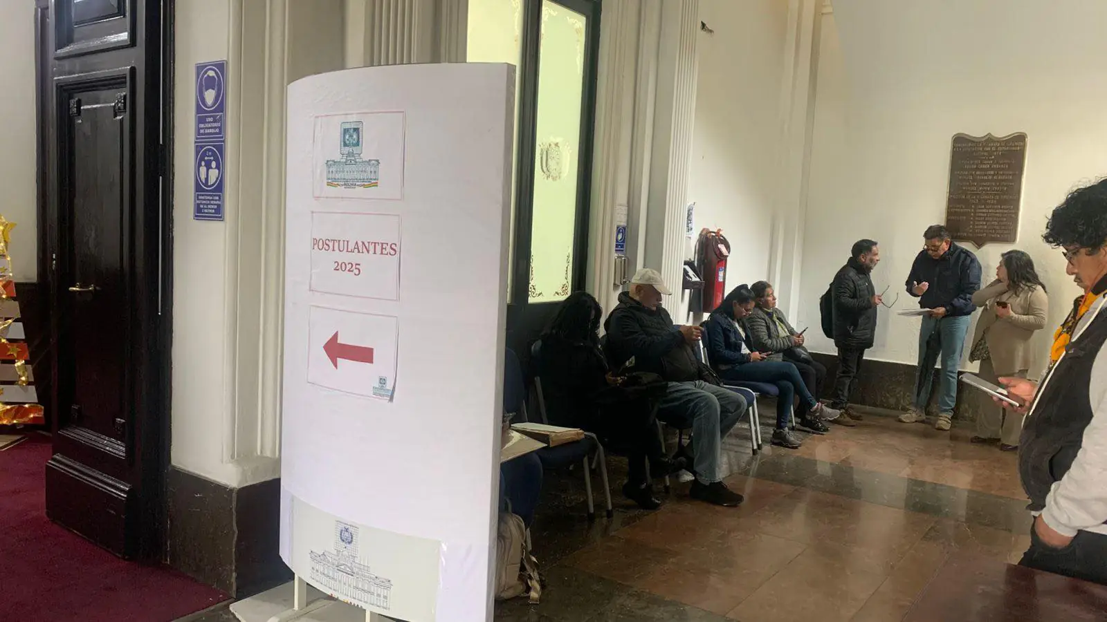 Comisión Mixta recibe a 78 postulantes para vocales del TSE