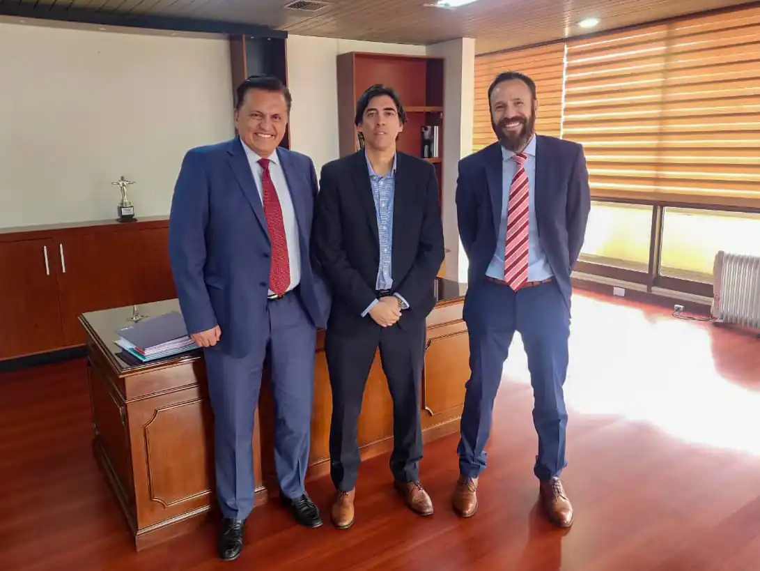 Bolivia explora modernizar peajes con tecnología de firma austriaca