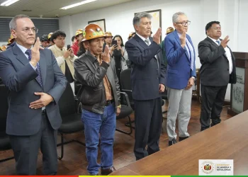 Ministro de Minería posesiona nuevos viceministros y autoridades del sector