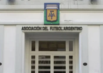 Justicia allana la AFA y clubes de fútbol en investigación por lavado