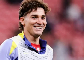 Julián Álvarez brilla en Europa y Paixao marca en triunfo de Marsella