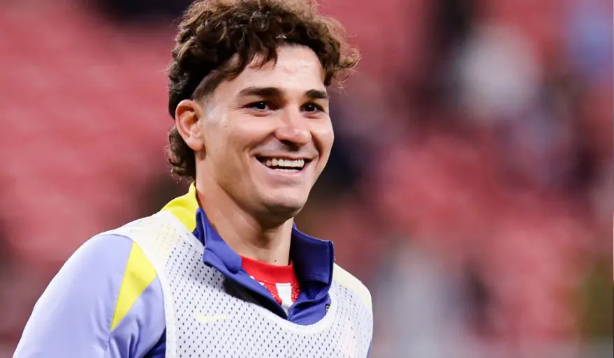 Julián Álvarez brilla en Europa y Paixao marca en triunfo de Marsella
