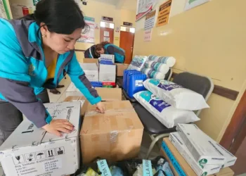 Alcaldía asegura abastecimiento de los centros de salud de La Paz