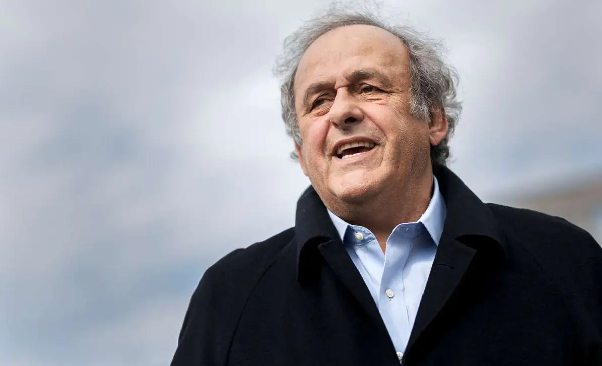 Platini denuncia por difamación a tres exmiembros de la FIFA