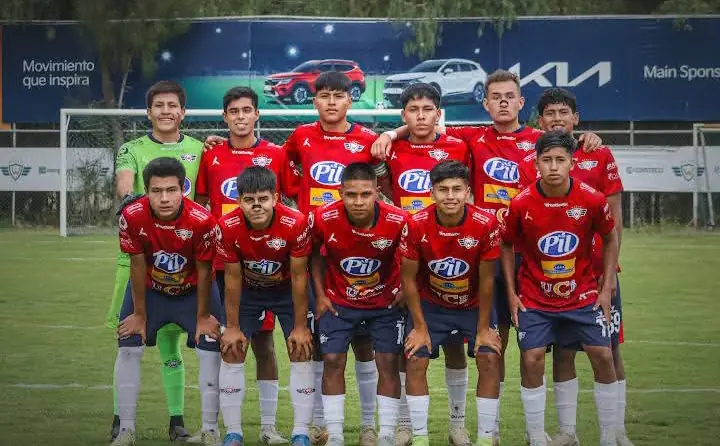 Wilstermann jugará ante el ‘Tigre’ con la mente puesta en el indirecto