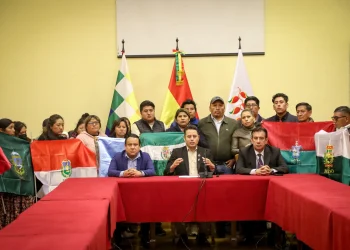 Lara pide al TCP restituir ley de diferimiento de créditos por ‘humanidad’