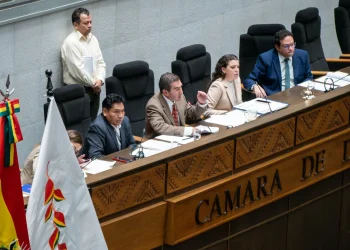 Créditos cubrirán deudas heredadas, afirma ministro Romero