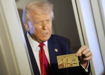Trump anunció que además de la tarjeta dorada habrá una platino de $us 5 millones/Donald Trump