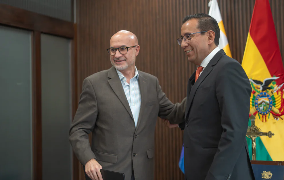 Pablo Camacho asume la dirección de la OFEP