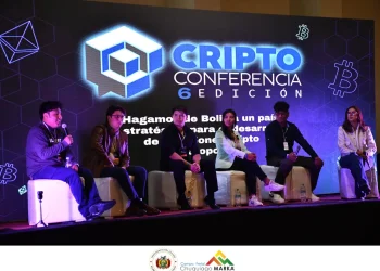 Criptoconferencia se celebró con éxito en el centro Chuquiago Marka