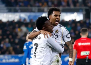 Real Madrid suda para ganar al Alavés pero Xabi Alonso puede respirar