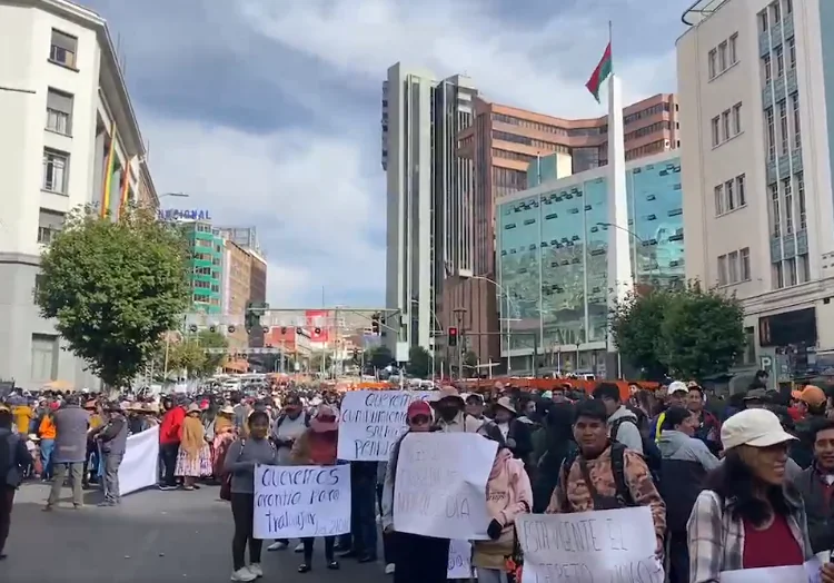 Panificadores protestan y exigen devolución de pagos por harina